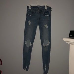 American eagle skinny jeans with holes